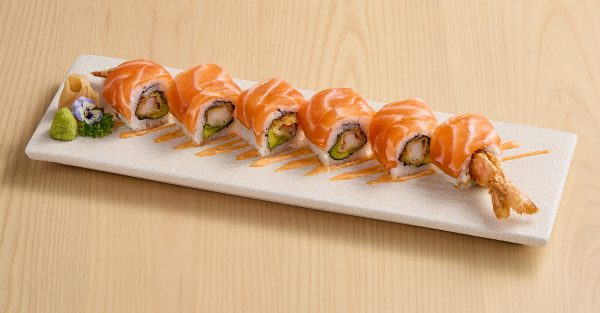 CUỘN CÁ HỒI TÔM BƠ